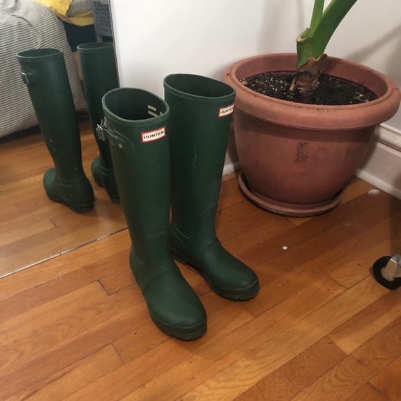 Hunter Rain Boots - Picture 1 of 4